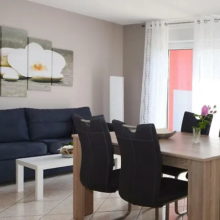 Du Grand Jardin Holiday home *
