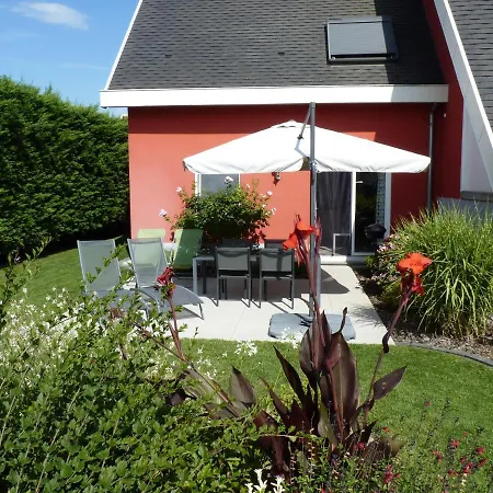 Du Grand Jardin Hébergement de vacances *